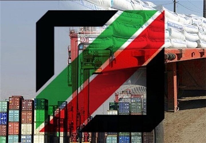 خدمات گمرک قشم در میانه حملات دشمن متوقف نشد