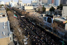 راهپیمایی مردم مشهد در پی شهادت سردار سپهبد شهید قاسم سلیمانی