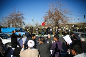 تجمع جمعی ازمردم مشهد در حمایت از حملات موشکی سپاه