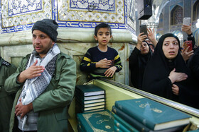 بزرگداشت چهلمین روز شهادت سردار سپهبد شهید قاسم سلیمانی در رواق امام خمینی(ره) حرم مطهر رضوی