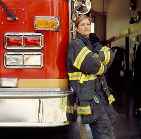 خطر مواد سرطان‌زا در زنان آتش‌نشان بیش از مردان آتش‌نشان است