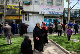 ازدحام مردم مشهد برای ثبت‌نام سیم‌کارت رایگان