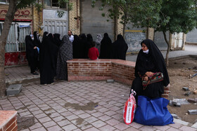 بسته بندی و توزیع بسته‌های حمایتی در بین اقشار نیازمند مشهد