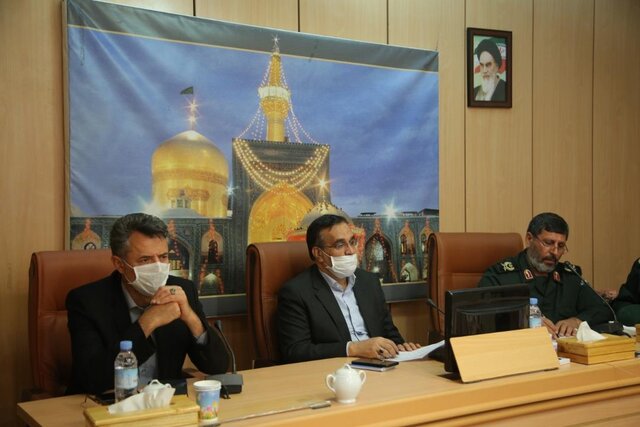 مدیران همانند دوران دفاع مقدس، در خدمت‌رسانی از هم سبقت گیرند