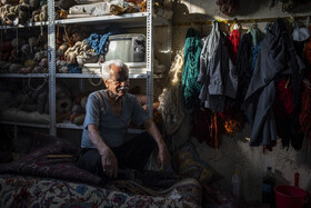 بازار فرش دستباف به حالت نیمه تعطیل درآمده و رفت و آمدها نسبت به سایر بازارها با کاهش چشمگیر روبرو است