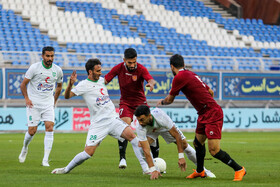 دیدار تیم‌های فوتبال شهرخودرو و و ماشین سازی