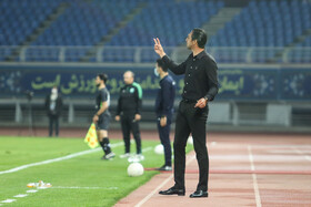 دیدار تیم‌های فوتبال شهرخودرو و و ماشین سازی