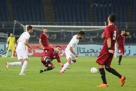 دیدار تیم‌های فوتبال شهرخودرو و و ماشین سازی