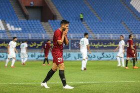 دیدار تیم‌های فوتبال شهرخودرو و و ماشین سازی