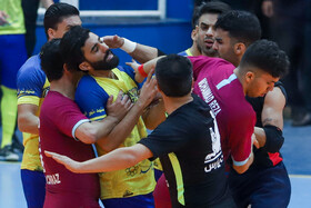 هفته نخست لیگ برتر فوتسال، تیم‌های فرش‌آرای مشهد و ایمان سبز شیراز