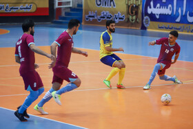 هفته نخست لیگ برتر فوتسال، تیم‌های فرش‌آرای مشهد و ایمان سبز شیراز