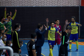 هفته نخست لیگ برتر فوتسال، تیم‌های فرش‌آرای مشهد و ایمان سبز شیراز