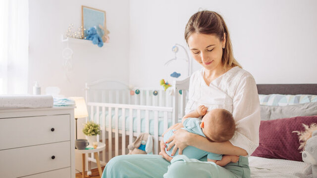 استفاده از آنتی‌بادی‌های شیر مادران برای درمان کرونا