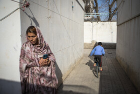 دوره نهفتگی بیماری جذام، بین ۲ تا ۱۰ سال است، اما می‌تواند تا ۲۰ سال یا بیش‌تر هم به طول انجامد.
