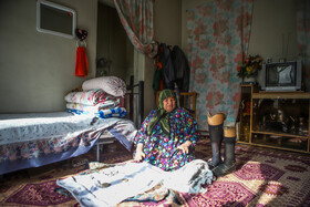 بیماران جذامی باید هر دو روز یک‌بار  پانسمان خود را تعویض کنند، در غیر این صورت محل زخم عفونت می‌کند و درد شدیدی دارد. به همین دلیل این بیماران در وضعیت وخیمی قرار دارند.