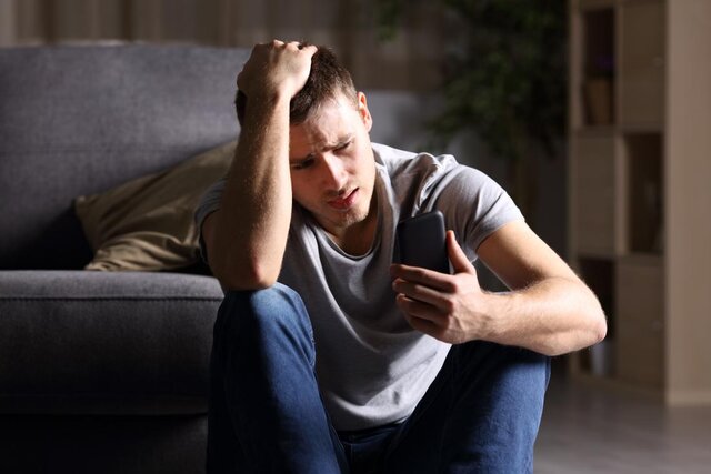 چرا اخبار منفی را دنبال میکنیم؟ چرا اخبار منفی را دنبال میکنیم؟
