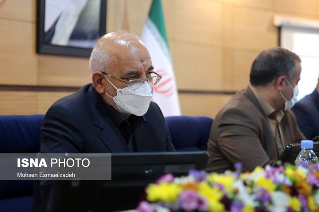 پذیرش تغییرات و توجه به کارآفرینی زمینه نجات اقتصادی شهر را فراهم می‌سازد