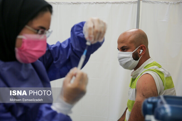 اختصاص سهمیه جدید واکسن به دانشگاه علوم پزشکی مشهد/ تزریق دوز دوم گروههای هدف از عصر امروز اختصاص سهمیه جدید واکسن به دانشگاه علوم پزشکی مشهد/ تزریق دوز دوم گروههای هدف از عصر امروز