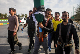 پیاده روی زائران امام رضا(ع) به سمت مشهد