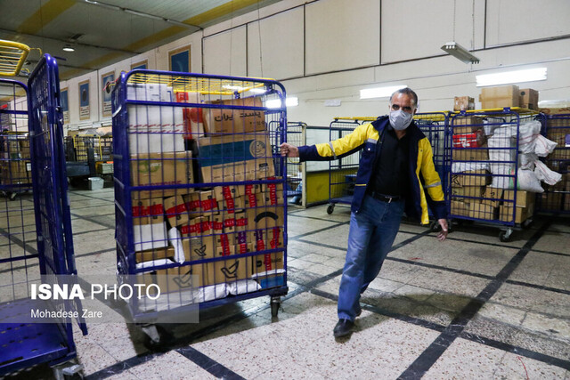 عکس تزئینی است رشد ۲۱ درصدی مرسولات صادره پست خراسان رضوی در سال ۱۴۰۲