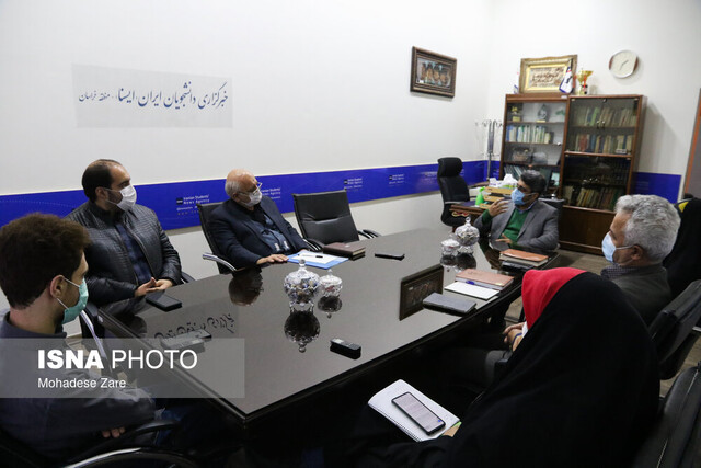 مدیریت شهری برای ماندگاری زائر نیاز به تغییر نگرش دارد/ فرهنگ زائرپذیری مشهد اصلاح شود