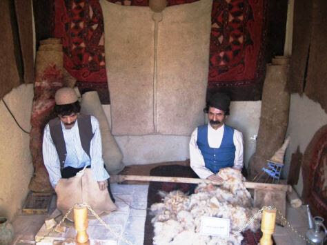 نگاهی به حِرَف گوناگون و قدیمی صنعتگران در موزه مردمشناسی گناباد