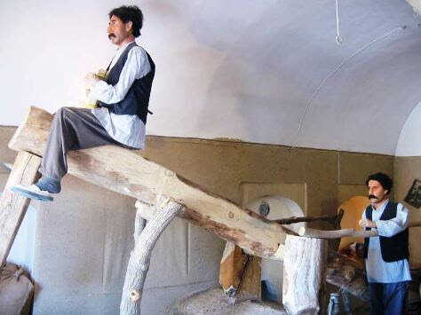 نگاهی به حِرَف گوناگون و قدیمی صنعتگران در موزه مردمشناسی گناباد