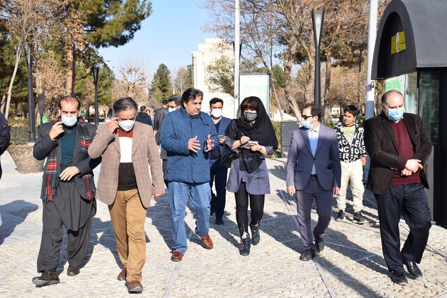 توسعه صنعت و تبادلات گردشگری محور گفتوگوی رئیس جمهور ایران و پاکستان