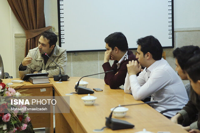 عکس آرشیوی است برای شهری اسلامی باید هویتهای چندگانه در مشهد به رسمیت شناخته شوند