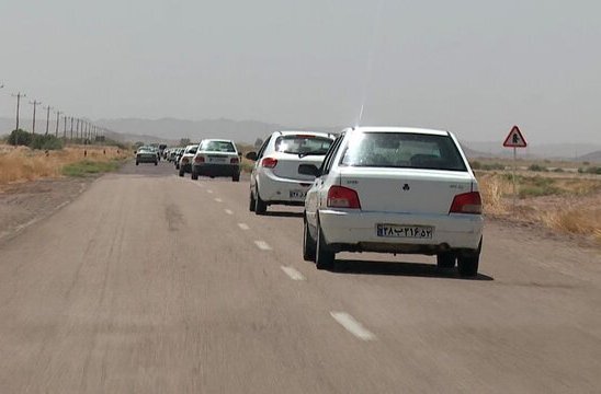 عکس تزئینی است اعتبارات موجود تنها پاسخگوی ۱۰ درصد نیاز راهداری زاوه است