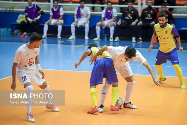 نتایج قابل قبول نمایندگان مشهد در هفته هفدهم لیگ برتر فوتسال نتایج قابل قبول نمایندگان مشهد در هفته هفدهم لیگ برتر فوتسال