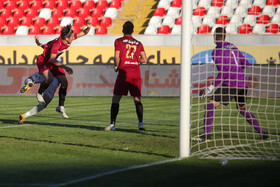 هفته چهاردهم لیگ برتر فوتبال؛ پدیده - پرسپولیس 12