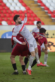 هفته چهاردهم لیگ برتر فوتبال؛ پدیده - پرسپولیس 13
