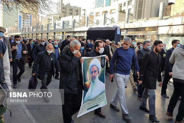 آیتالله گرایلی در حرم مطهر رضوی به خاک سپرده شد