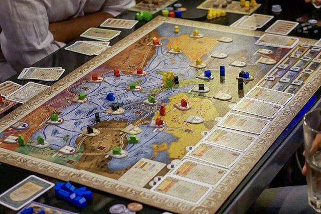 عکس تزئینی است. تفکیک جنسیتی در کافهبازیهای مشهد