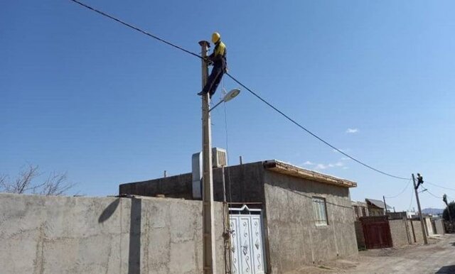 بهسازی شبکه برق ۴۰۰ روستا در خراسان رضوی