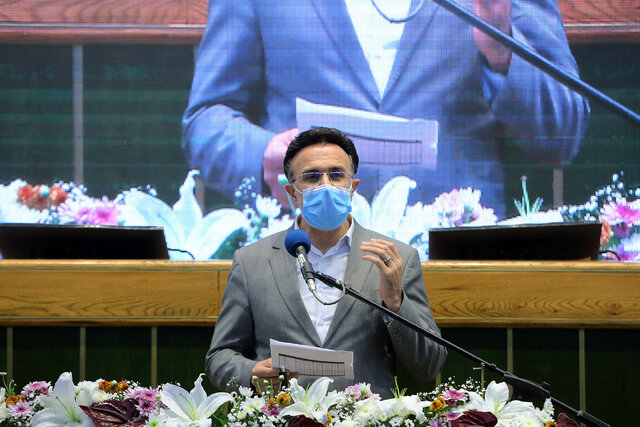 افقهای بسیار روشنی در انتظار اقتصاد بوده/نباید تبدیل به احزاب لایحتسب شویم