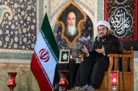 شب قدر، امداد و تفضل الهی برای رشد انسان‌ها