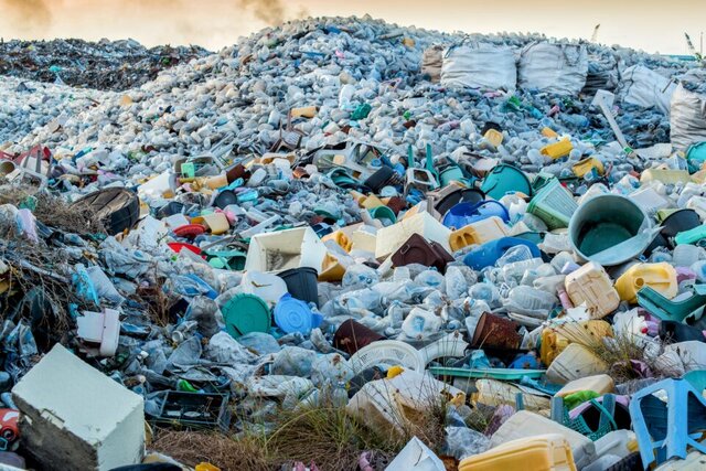 ایران در لیست ۲۰ کشور نخست تولیدکننده زبالههای پلاستیکی ایران در لیست ۲۰ کشور نخست تولیدکننده زبالههای پلاستیکی