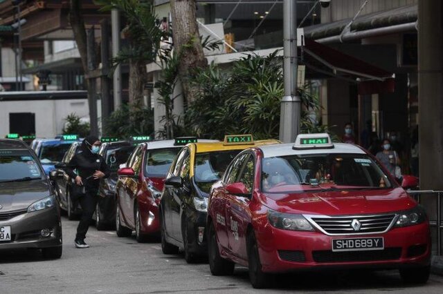 کمبود تاکسی در سنگاپور با کاهش محدودیت‌های کرونایی!