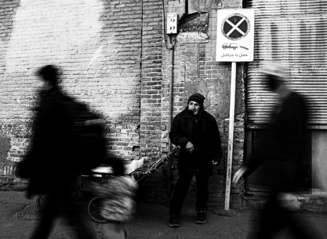 عکس تزئینی است. برپایی نمایشگاه عکس "ایران در گذر تاریخ" در کازرون