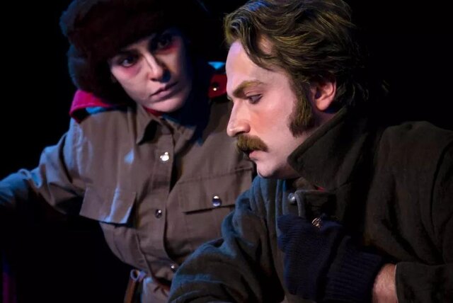 بر صحنه نمایش مشهد چه میگذرد؟