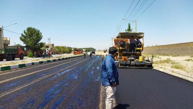عکس تزئینی است ضرورت راهاندازی کارخانه آسفالت در فیضآباد/ ۷۰ درصد معابر نیازمند روکش آسفالت