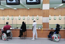 مدال طلای جام جهانی بر گردن بانوی تیرانداز خراسان رضوی
