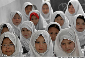 اتباع بدون مدارک قانونی هم در مدارس بوشهر پذیرش می‌شوند