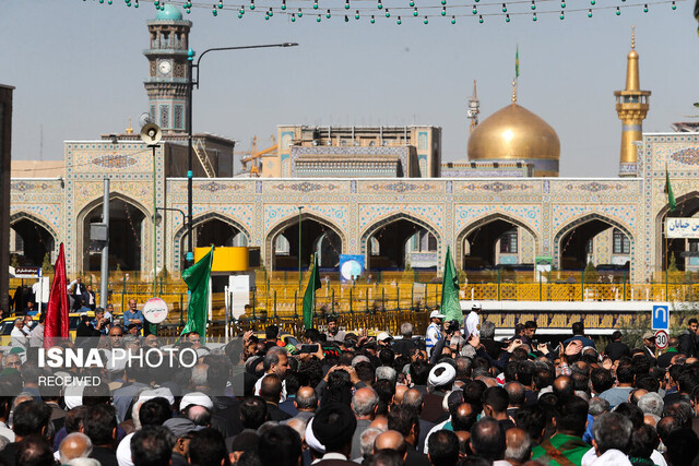 سید رضا موید در حرم مطهر رضوی آرام گرفت