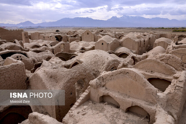 نخستین بانک جهان در کجا واقع شده است؟