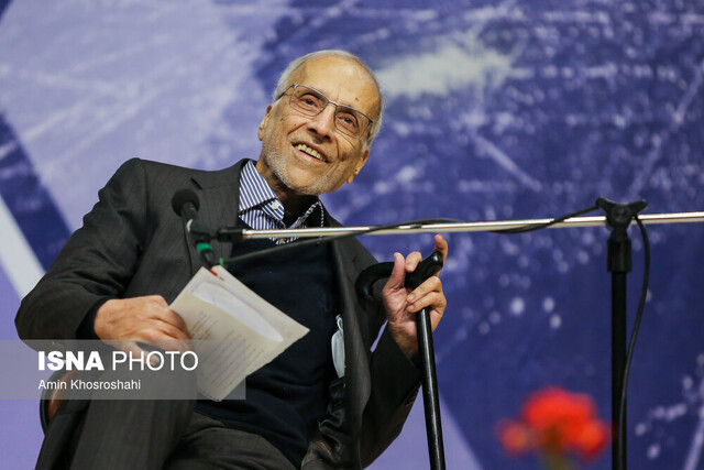 هادی خانیکی: هوش مصنوعی را باید در آرزوهای معتمدنژاد ببینیم هادی خانیکی: هوش مصنوعی را باید در آرزوهای معتمدنژاد ببینیم