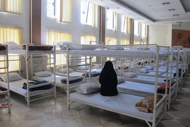 سالهای دور از خانه