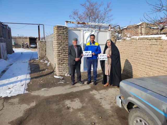 چنارانیها در پویش مردمی هر خانه یک اتاق گرم پیشتاز استان هستند